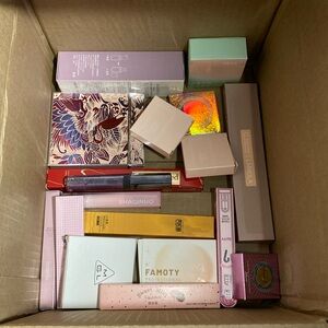 Not So Mysterious MAKEUP BOX